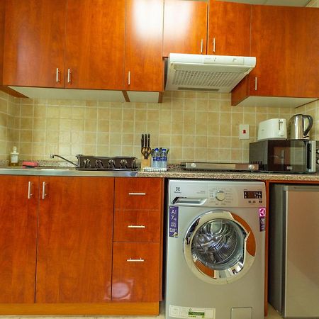 Luxury Escapes - Modern Budget Studio With Balcony In Jlt! Дубай Екстериор снимка